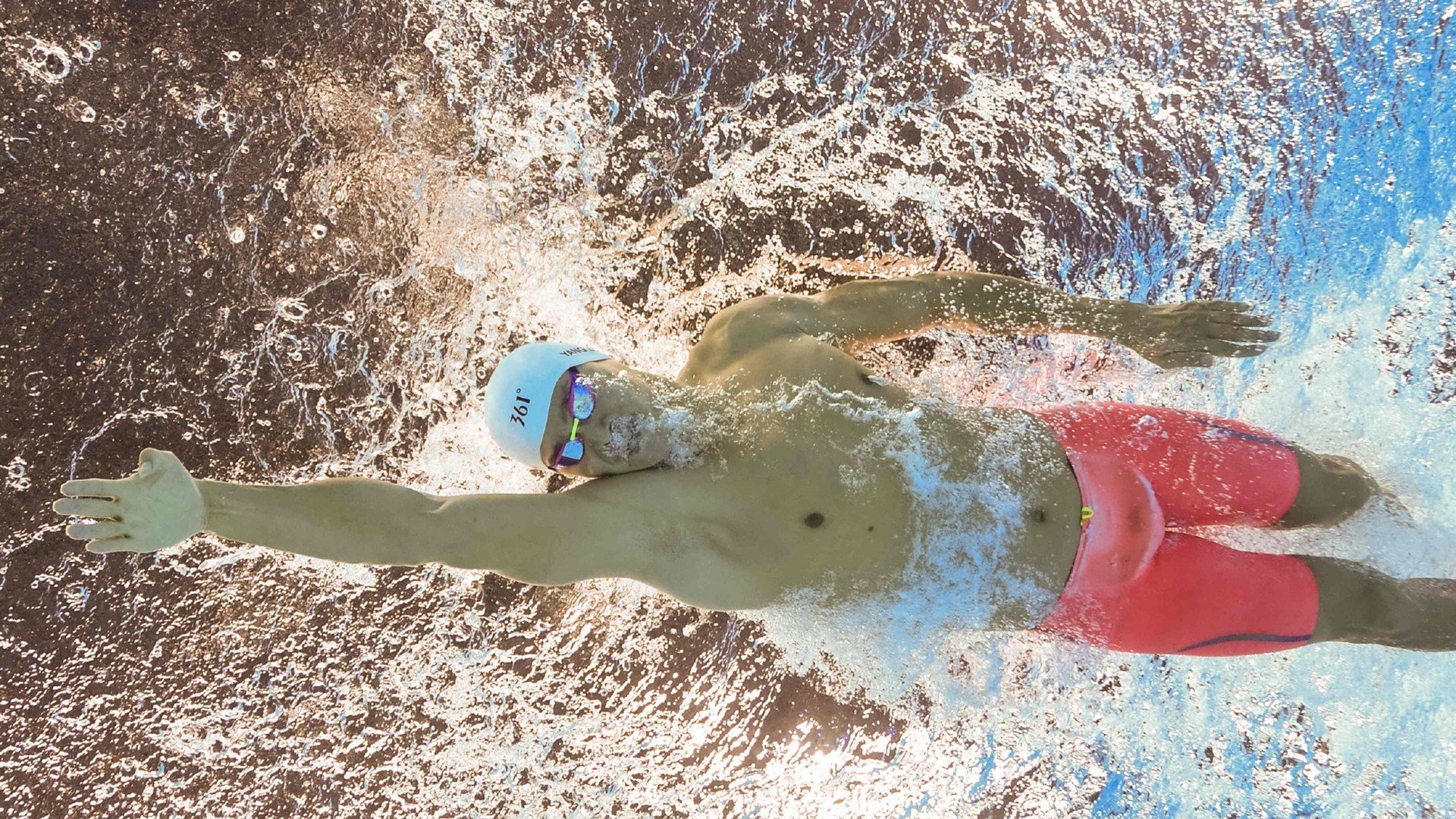 开云体育官方网站-绿茵场上的历史回响，当布雷默的胜利从战场移师足球场